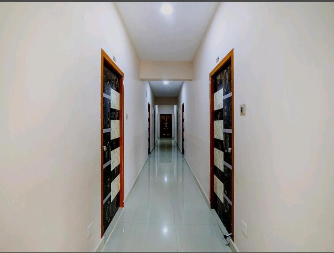 Nandas Grand Nellore Eksteriør bilde